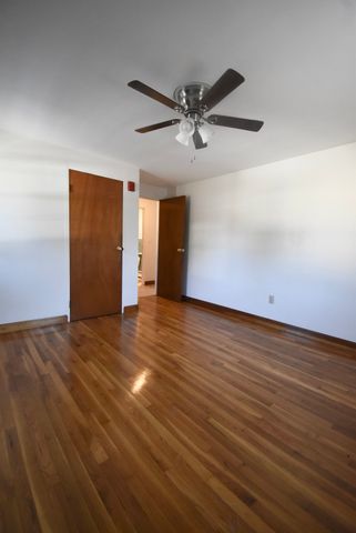 600 Cabot St 3, Beverly, MA 01915