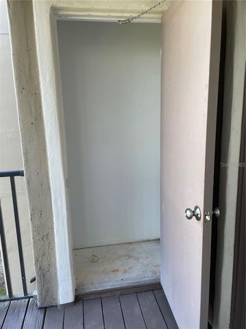 238 AFTON SQUARE 206, Altamonte Springs, FL 32714