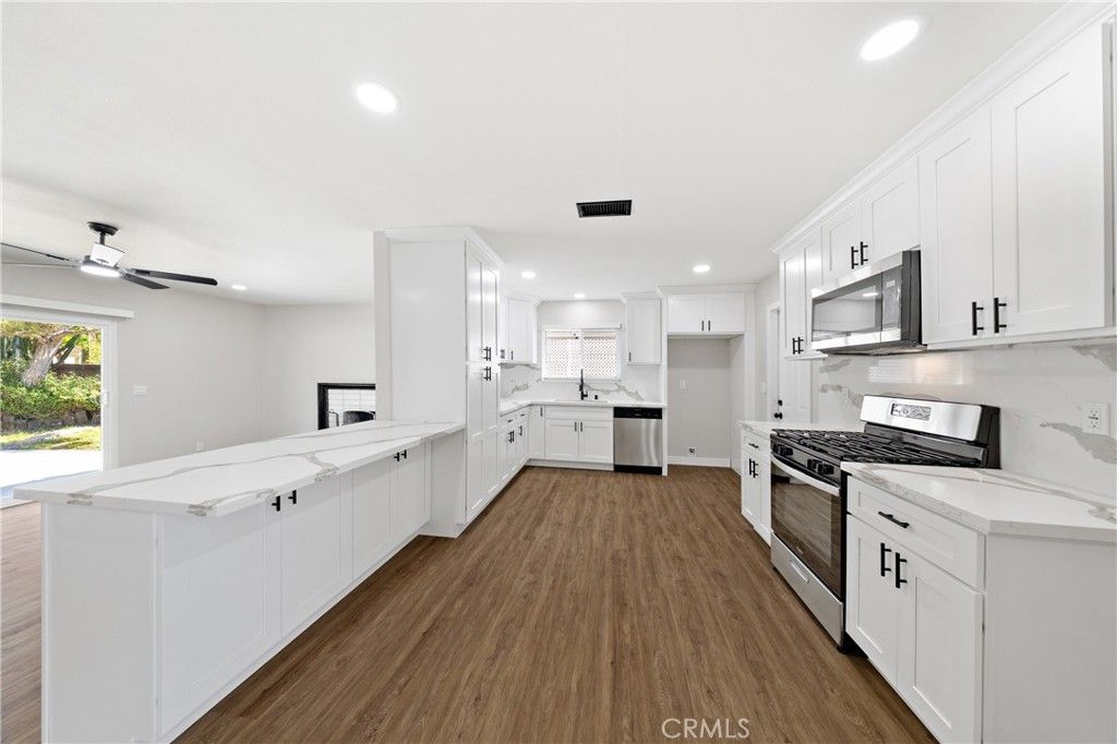 Image 10 of property listing at 5197 Cumberland Drive, Cypress, CA 90630