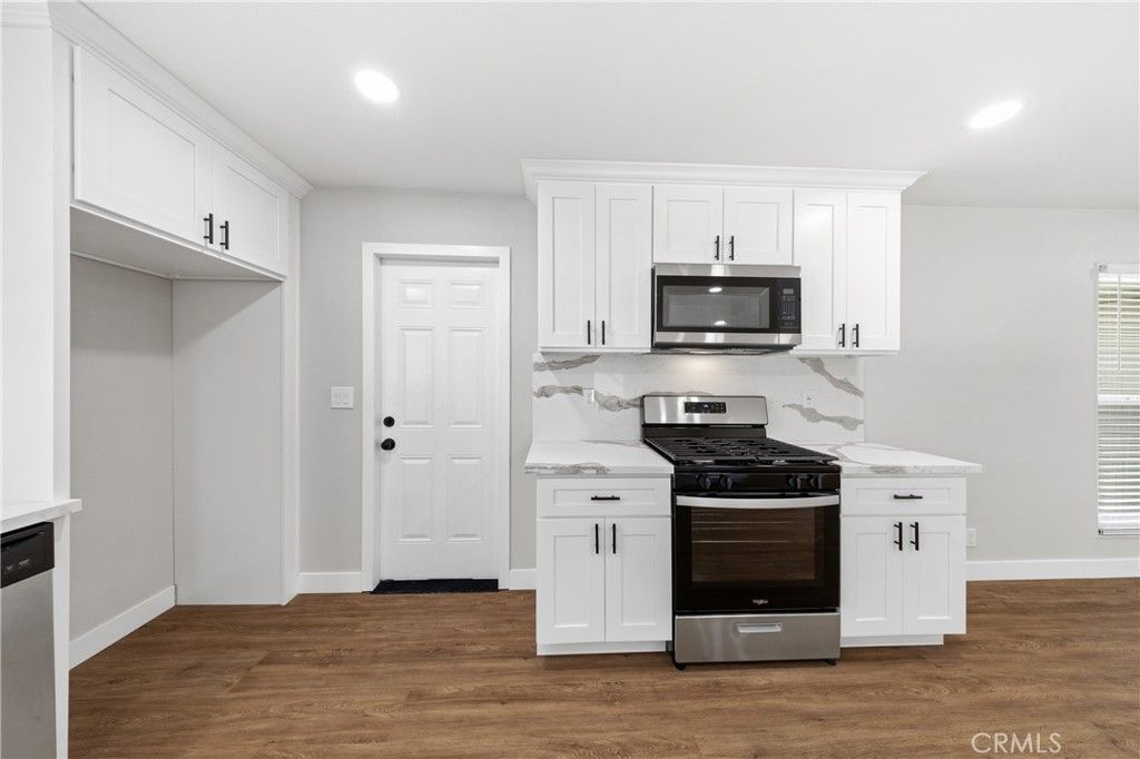 Image 13 of property listing at 5197 Cumberland Drive, Cypress, CA 90630