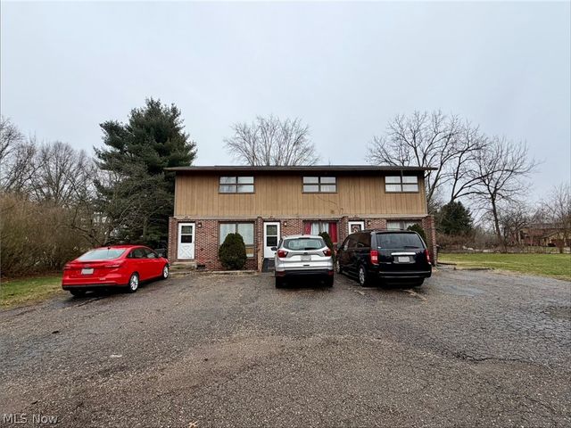 792 Kingwood Drive NE, Bolivar, OH 44612