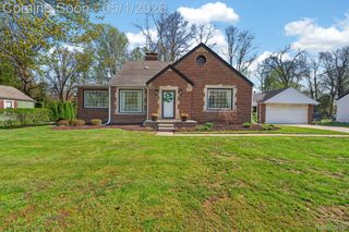 20479 Old Homestead Drive, Harper Woods, MI 48225