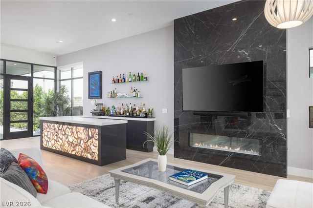 678 Blackrock Rim Drive, Henderson, NV 89012