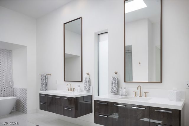 678 Blackrock Rim Drive, Henderson, NV 89012