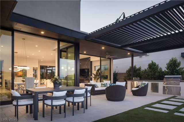 678 Blackrock Rim Drive, Henderson, NV 89012