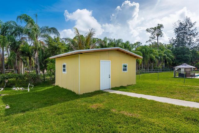 15285 San Diego Drive, Loxahatchee, FL 33470
