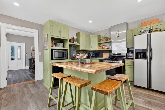 11 W Concord Street, Dover, NH 03820
