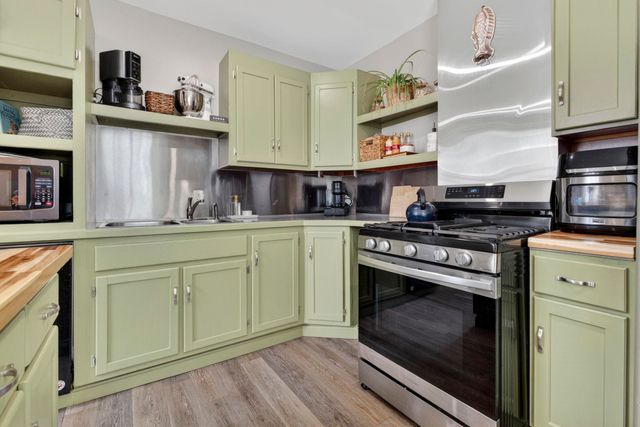 11 W Concord Street, Dover, NH 03820