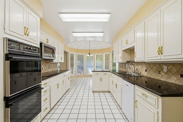 503 Christopher Street, Quitman, TX 75783