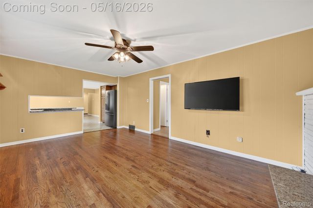 12014 Common Road, Warren, MI 48093