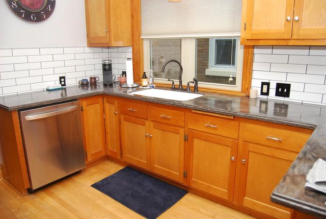 702 2nd AVENUE, West Bend, WI 53095