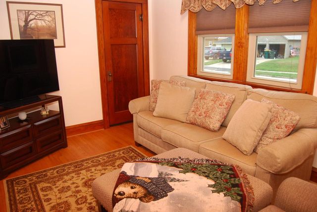 702 2nd AVENUE, West Bend, WI 53095