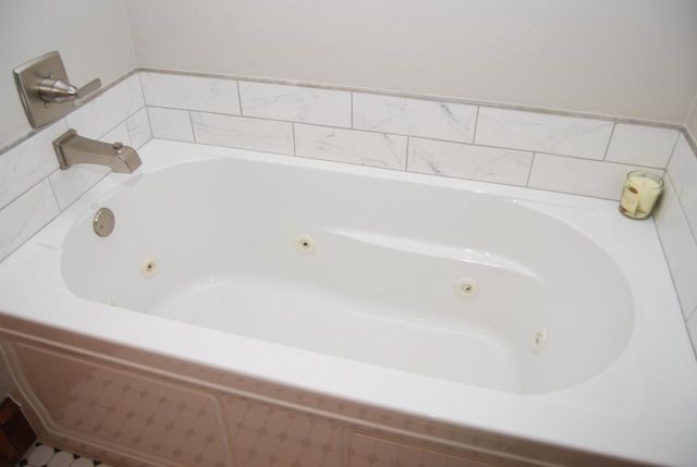 702 2nd AVENUE, West Bend, WI 53095