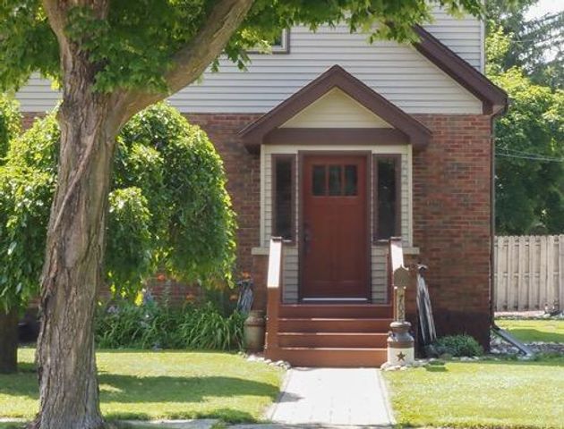 702 2nd AVENUE, West Bend, WI 53095