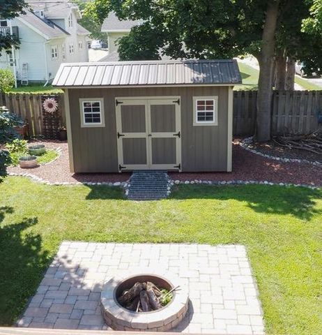 702 2nd AVENUE, West Bend, WI 53095