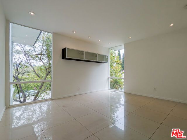 6767 Whitley Terrace, Los Angeles, CA 90068