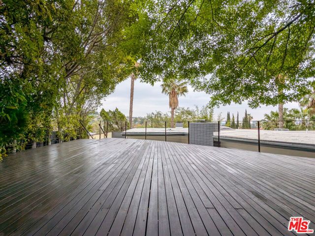 6767 Whitley Terrace, Los Angeles, CA 90068