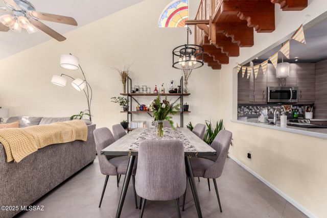 5318 E Beverly Fair Drive, Tucson, AZ 85712