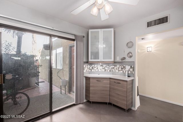 5318 E Beverly Fair Drive, Tucson, AZ 85712