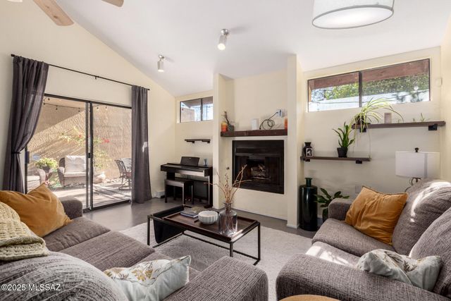 5318 E Beverly Fair Drive, Tucson, AZ 85712