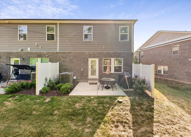1734 Tahoma Dr, Lebanon, TN 37087