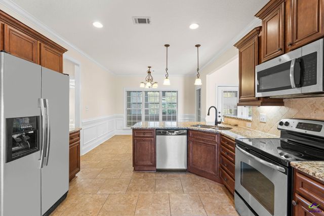 3003 Hackberry Terrace, Bonaire, GA 31005