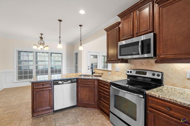 3003 Hackberry Terrace, Bonaire, GA 31005