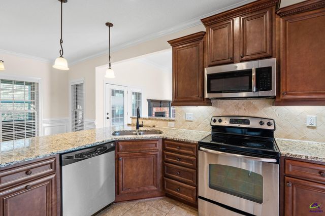 3003 Hackberry Terrace, Bonaire, GA 31005