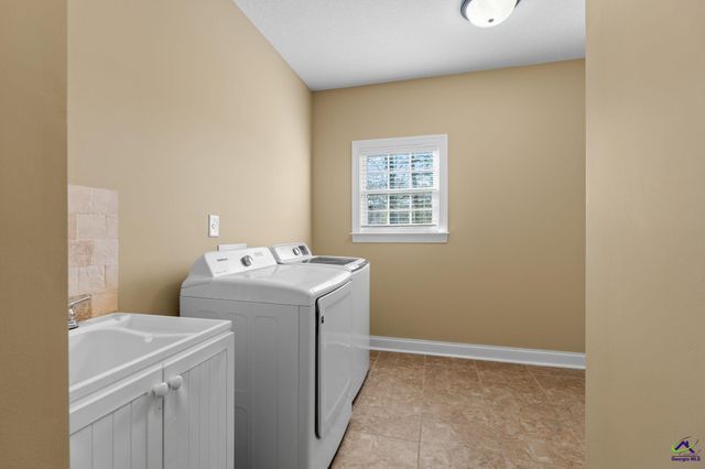 3003 Hackberry Terrace, Bonaire, GA 31005