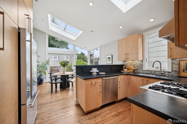 176 Caselli Avenue, San Francisco, CA 94114