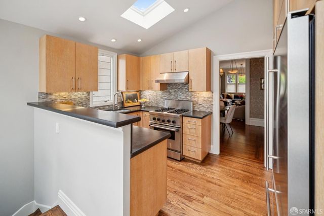 176 Caselli Avenue, San Francisco, CA 94114