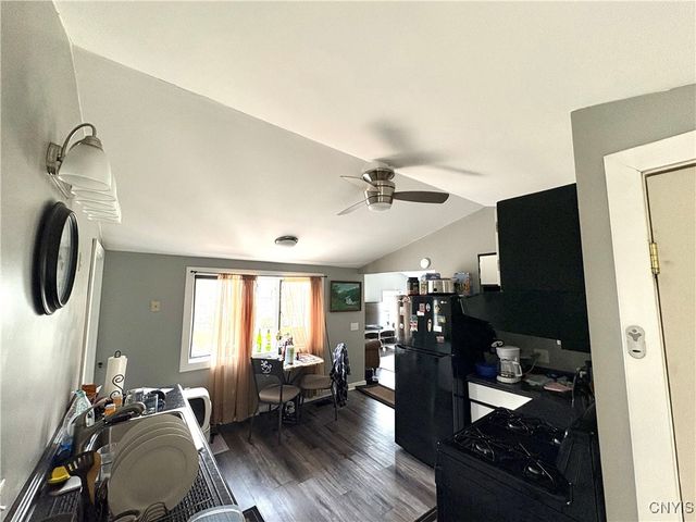 242 State Street, Auburn, NY 13021