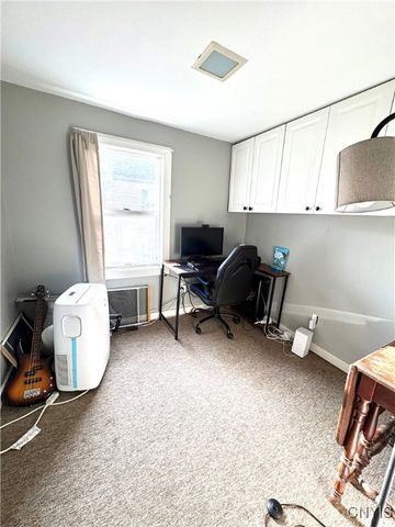 242 State Street, Auburn, NY 13021