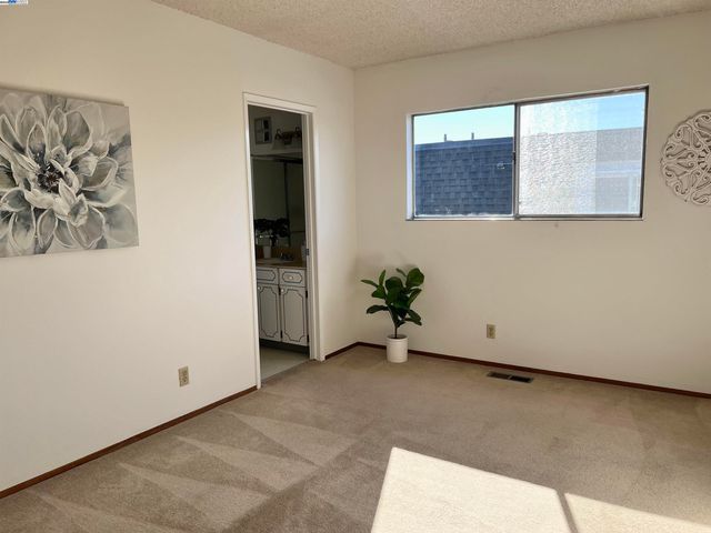 14033 Reed Ave, San Leandro, CA 94578