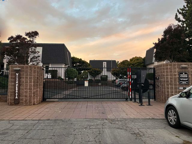 14033 Reed Ave, San Leandro, CA 94578