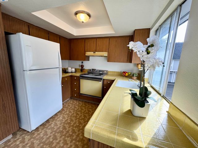 14033 Reed Ave, San Leandro, CA 94578