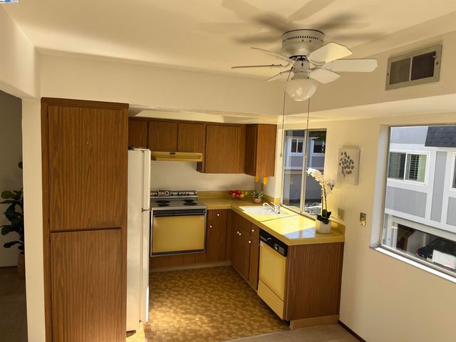 14033 Reed Ave, San Leandro, CA 94578