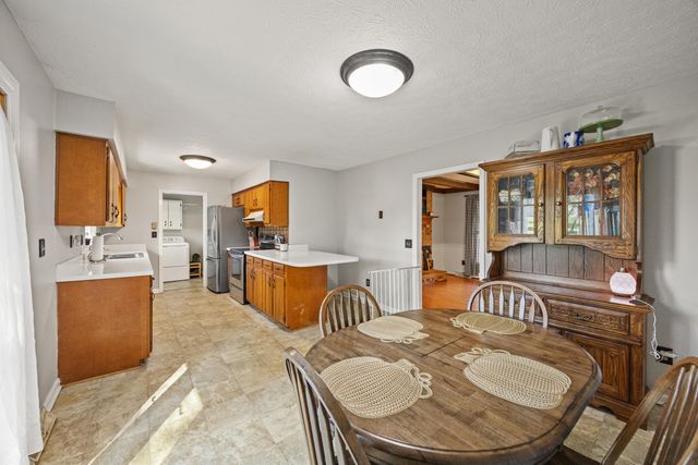 464 Haddix Street, Harrodsburg, KY 40330