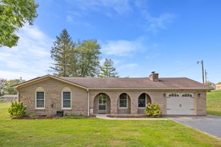 464 Haddix Street, Harrodsburg, KY 40330