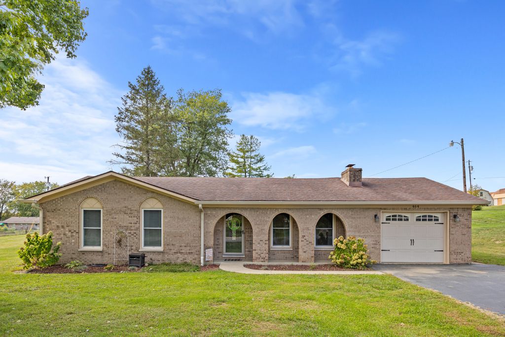 464 Haddix Street, Harrodsburg, KY 40330