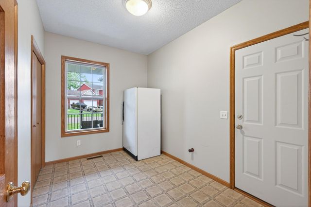 15989 Xeon Street NW, Andover, MN 55304
