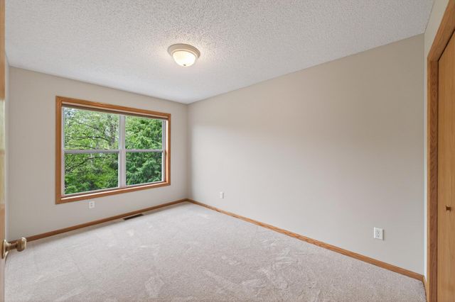 15989 Xeon Street NW, Andover, MN 55304