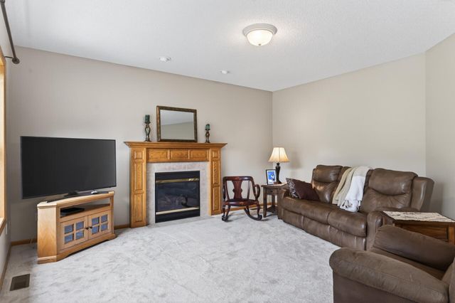 15989 Xeon Street NW, Andover, MN 55304