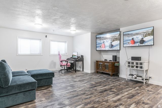 1630 E JORDAN DR, Sandy, UT 84092