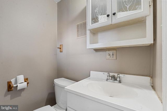 14 YORKE ST, Salem, NJ 08079