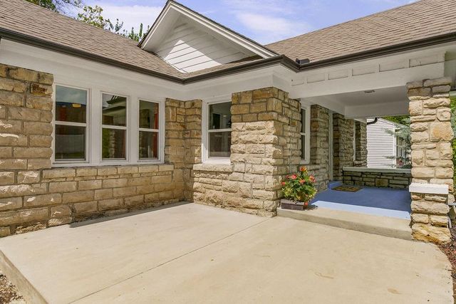 8036 Mercier Street, Kansas City, MO 64114