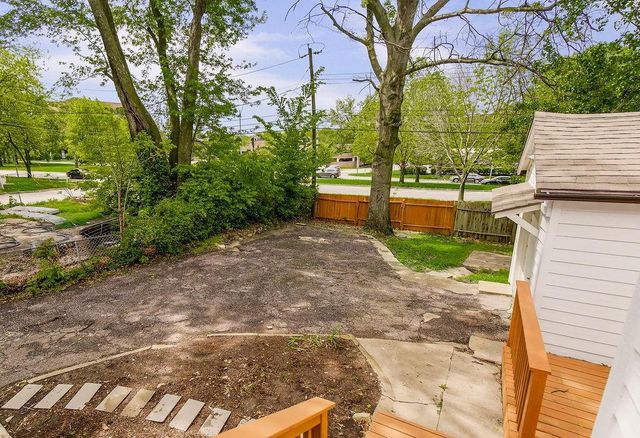 8036 Mercier Street, Kansas City, MO 64114