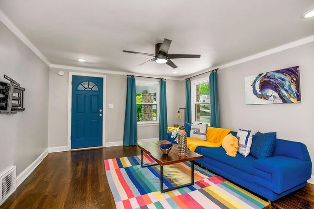 8036 Mercier Street, Kansas City, MO 64114