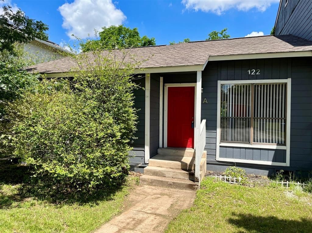 122 Hillside DR A, Elgin, TX 78621