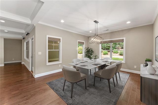 226 Sweetbriar Club Drive, Woodstock, GA 30188